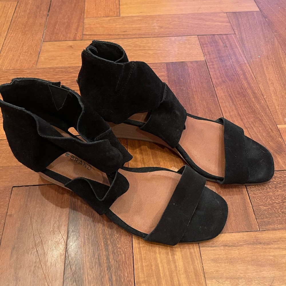 lucky brand, size 10, black wedges